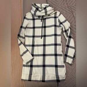 Plaid Cowlneck Fitted Tunic- Black and White
